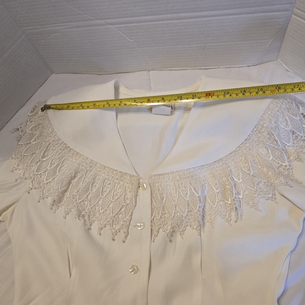 Tarazzia Victorian Romance Style Ivory Blouse Hand  Made Collar Pearl Coquette M - Picture 9 of 12